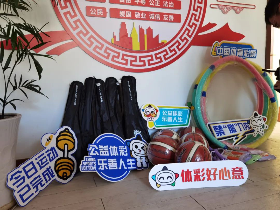 斯卡为例