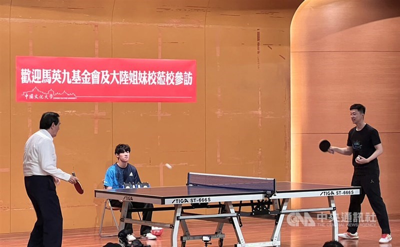 他的经历将